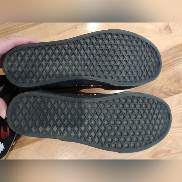 VANS OLD SKOOL SHOES GLOW FRIGHTS SKULL FANGS BATS BLACK RED MENS SIZE - Picture 3 of 6